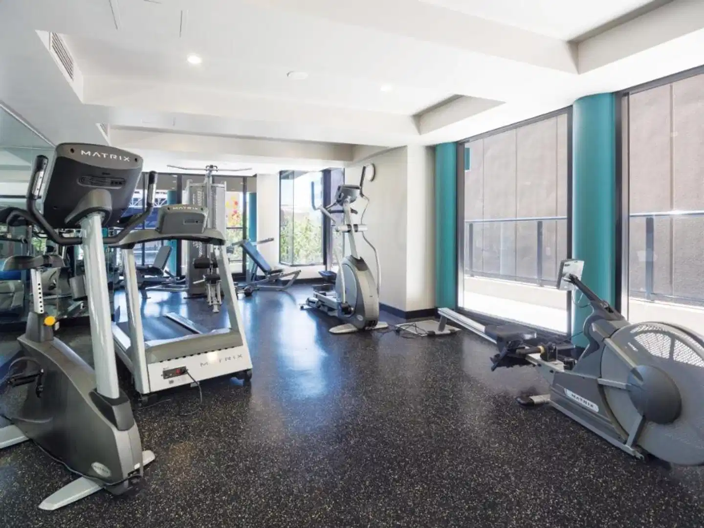 Oaks Adelaide Horizons Suites Sport und Entertainment