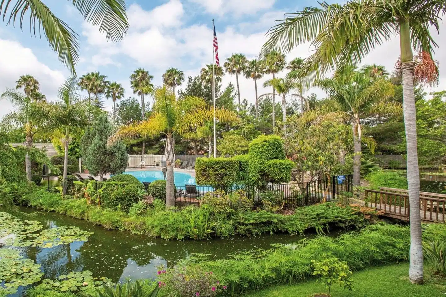 Ramada by Wyndham Santa Barbara Aussenansicht