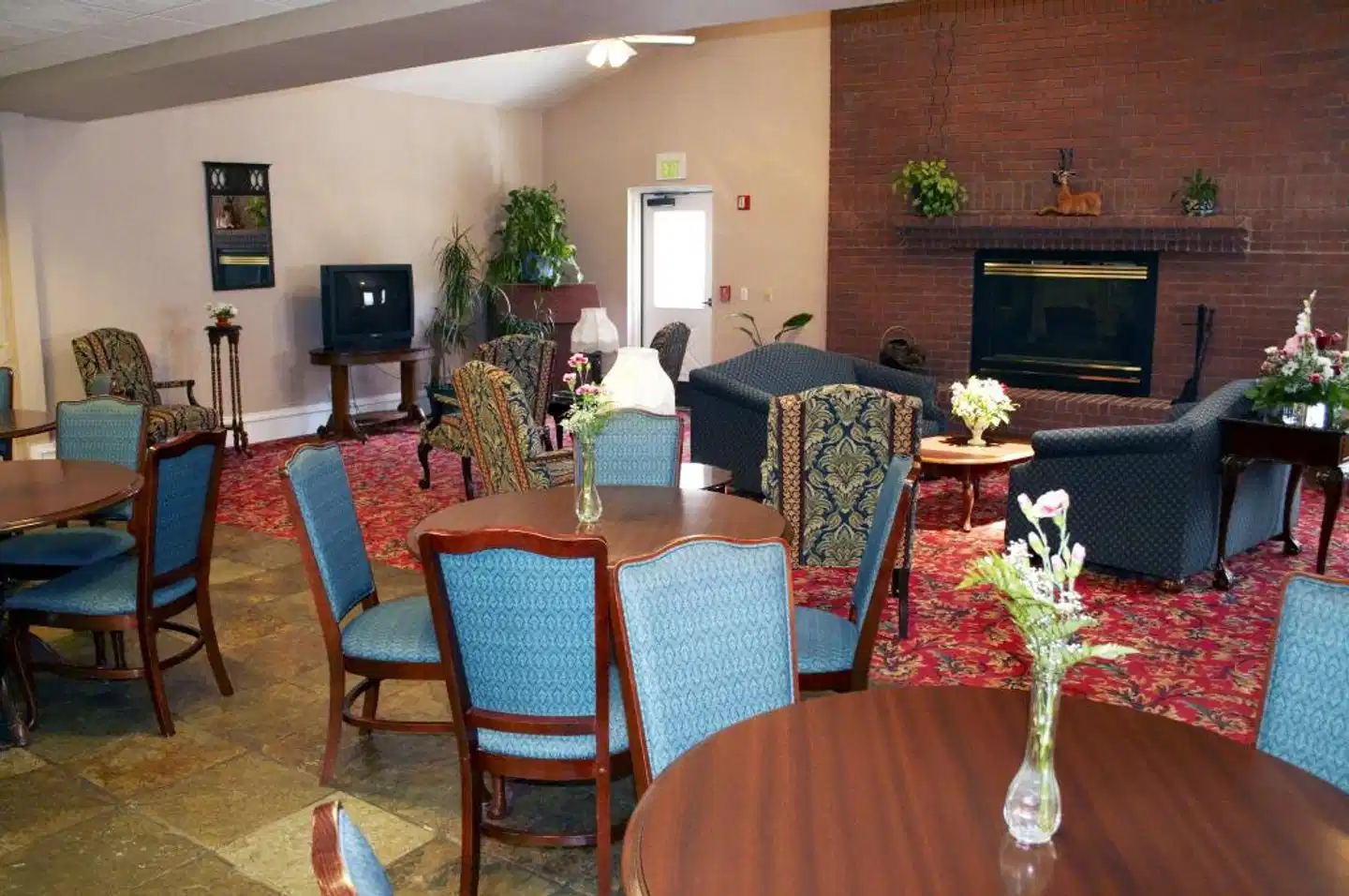SureStay Hotel by Best Western Eureka Lobby
