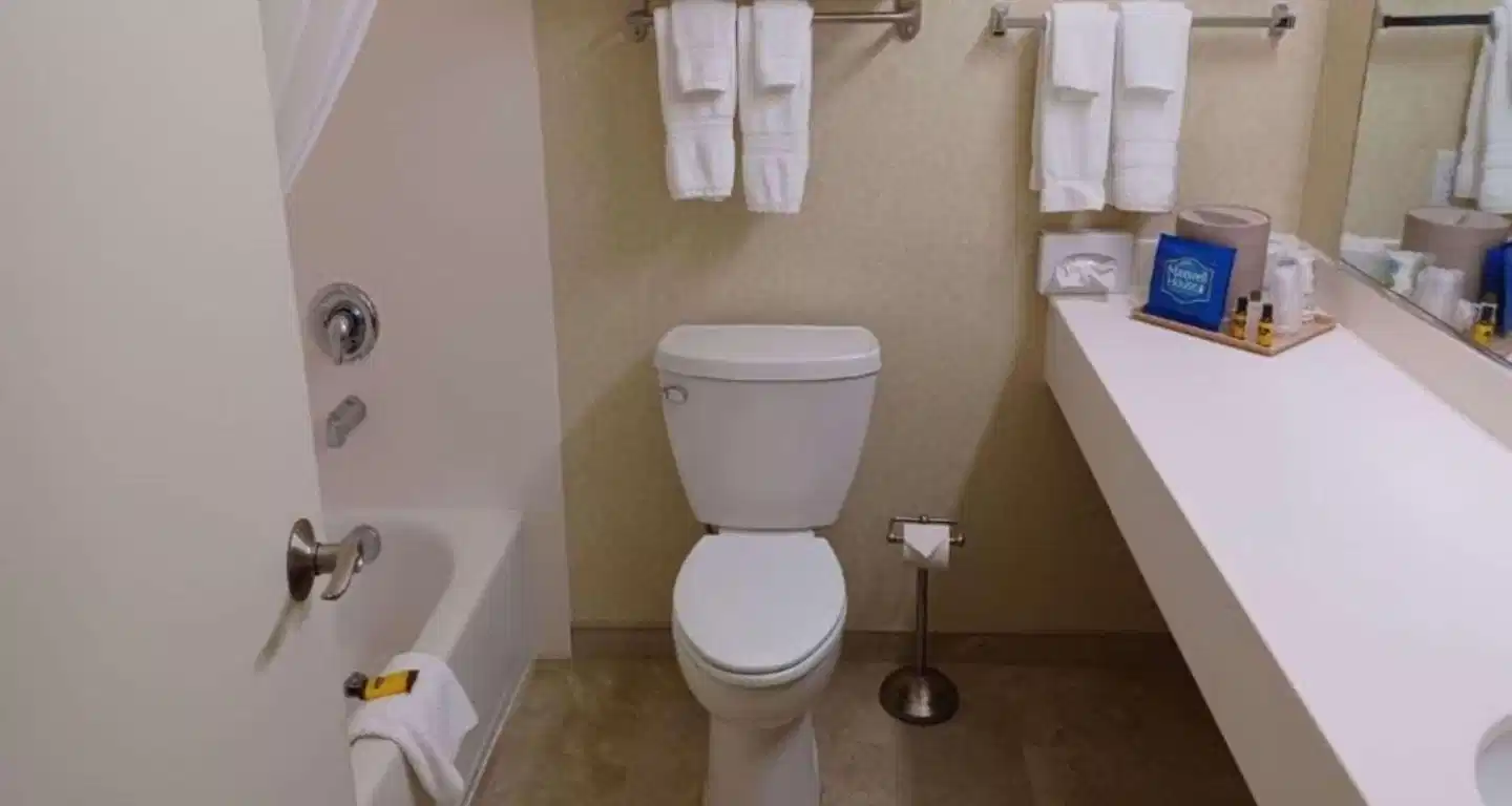 SureStay Hotel by Best Western Eureka Badezimmer