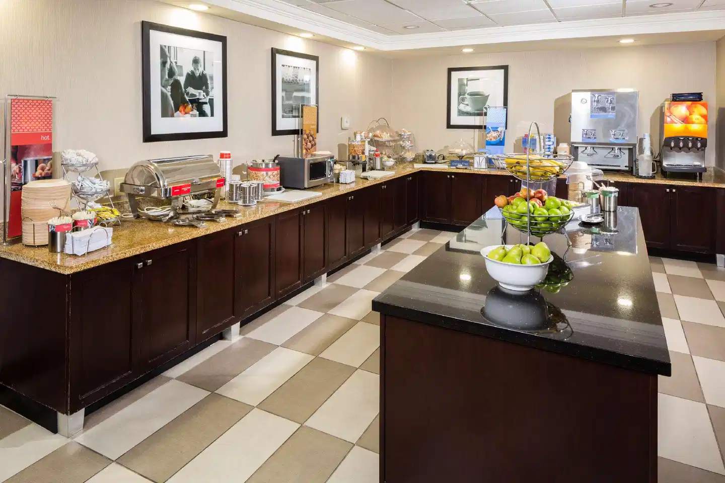 Hampton Inn & Suites Las Vegas South Restaurant
