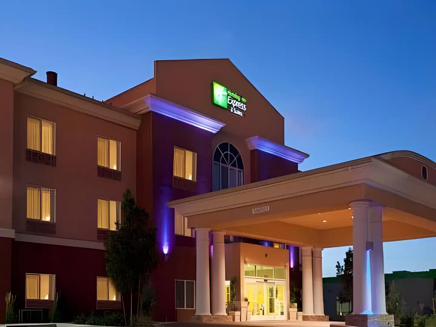 Holiday Inn Express & Suites Reno Airport Aussenansicht