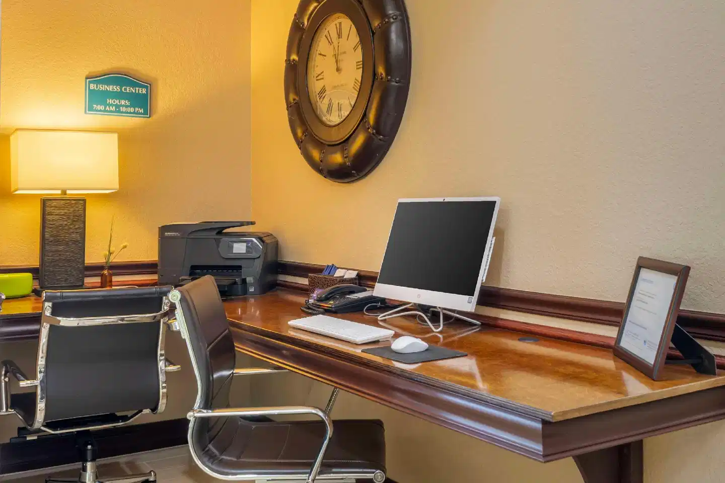 Comfort Inn & Suites Northeast - Gateway Wohnbeispiel
