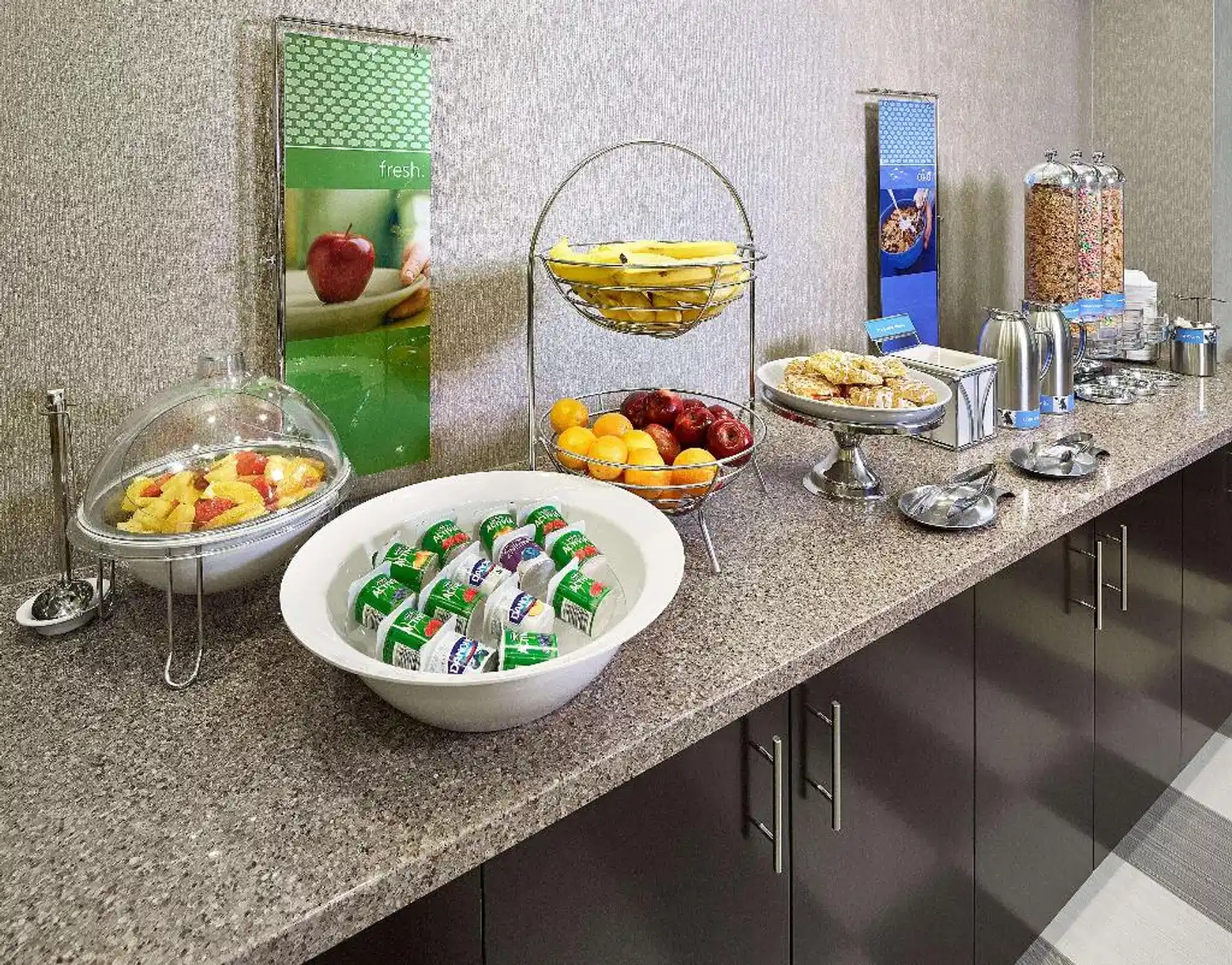 Hampton Inn by Hilton Calgary Airport North Badezimmer