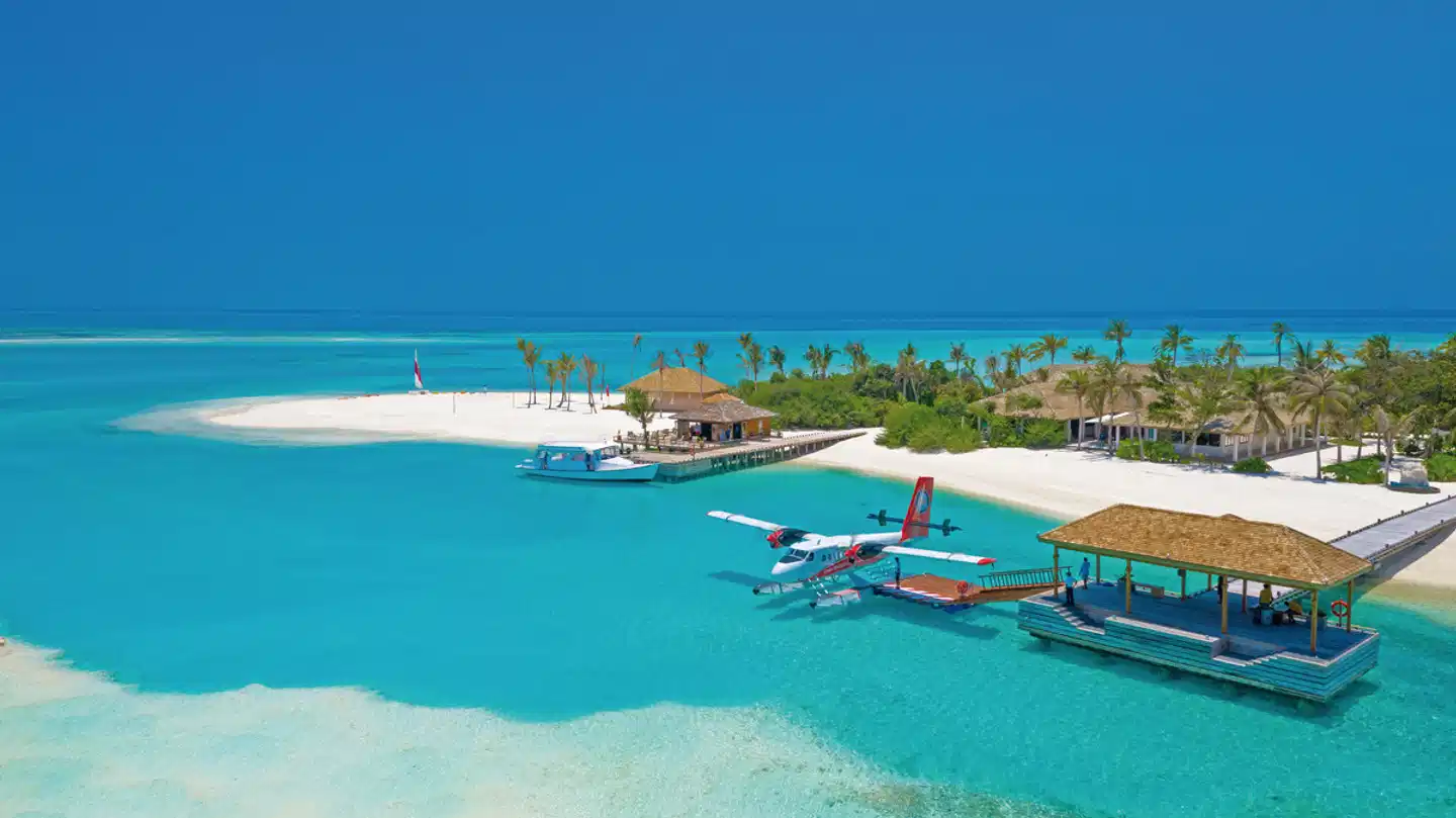 Innahura Maldives Resort Pool