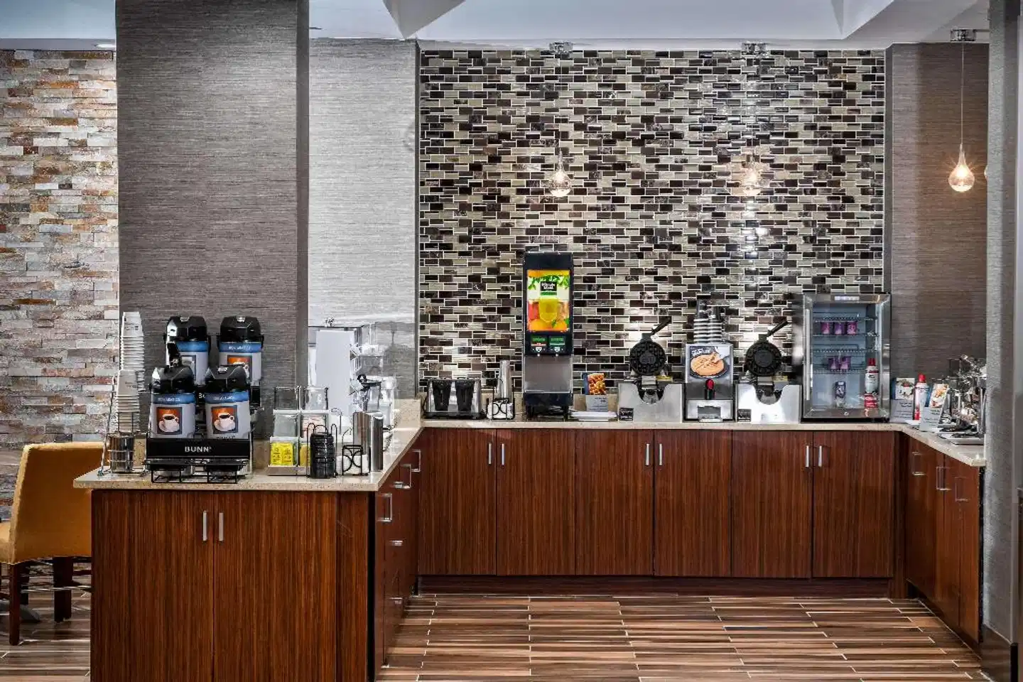 Best Western Plus Philadelphia Convention Center Hotel Lobby