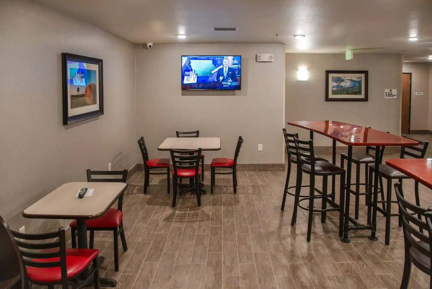 My Place Hotel-Kalispell, MT Bar