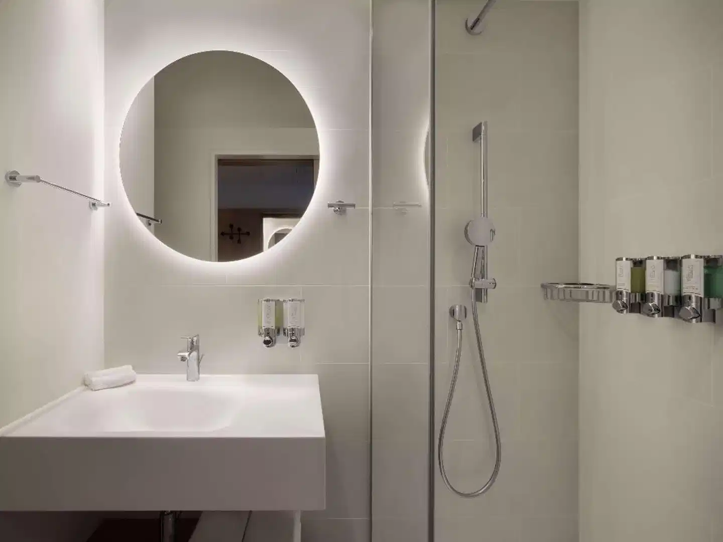 Hampton By Hilton Celle Badezimmer