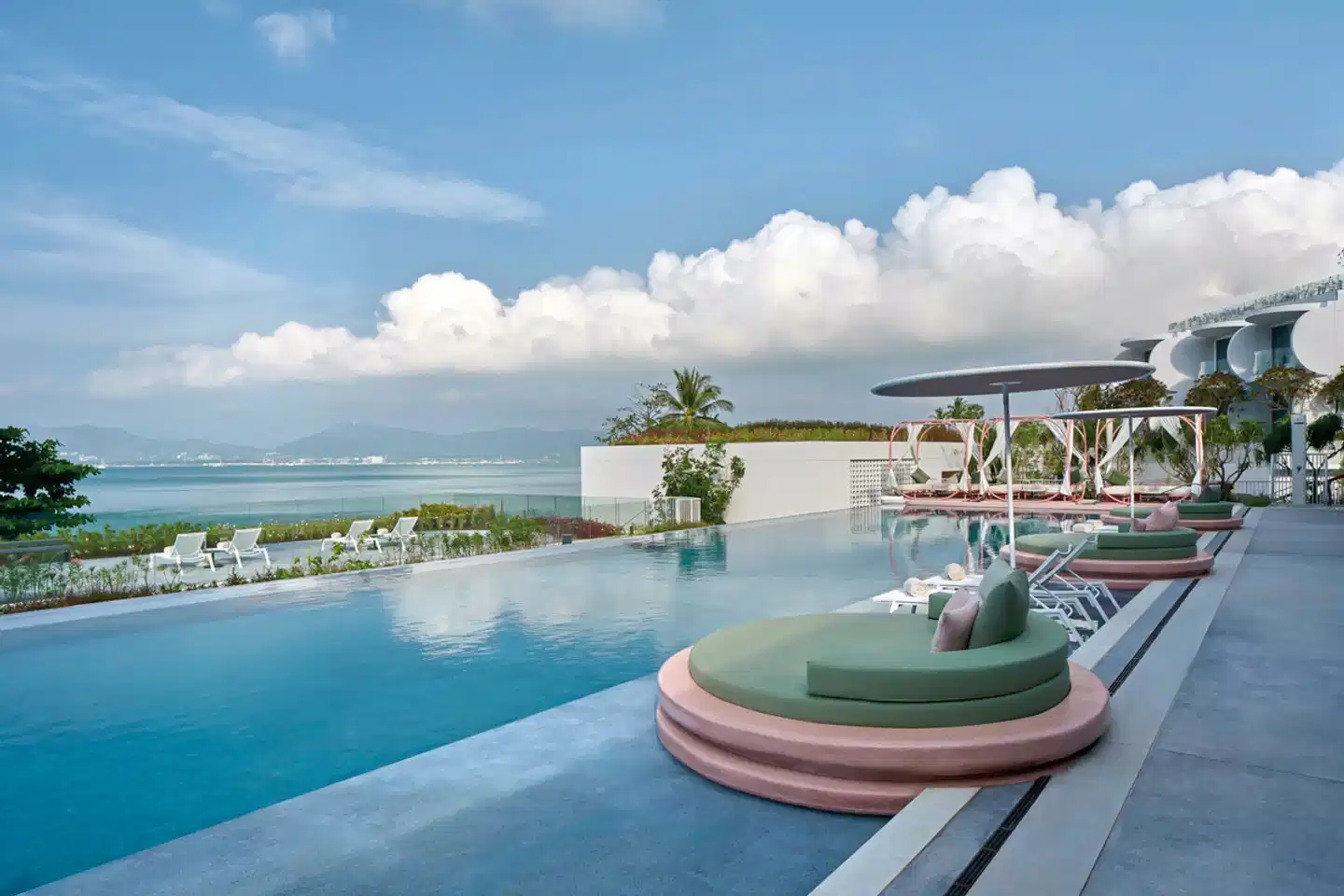 Veranda Resort Phuket Autograph Collection Pool