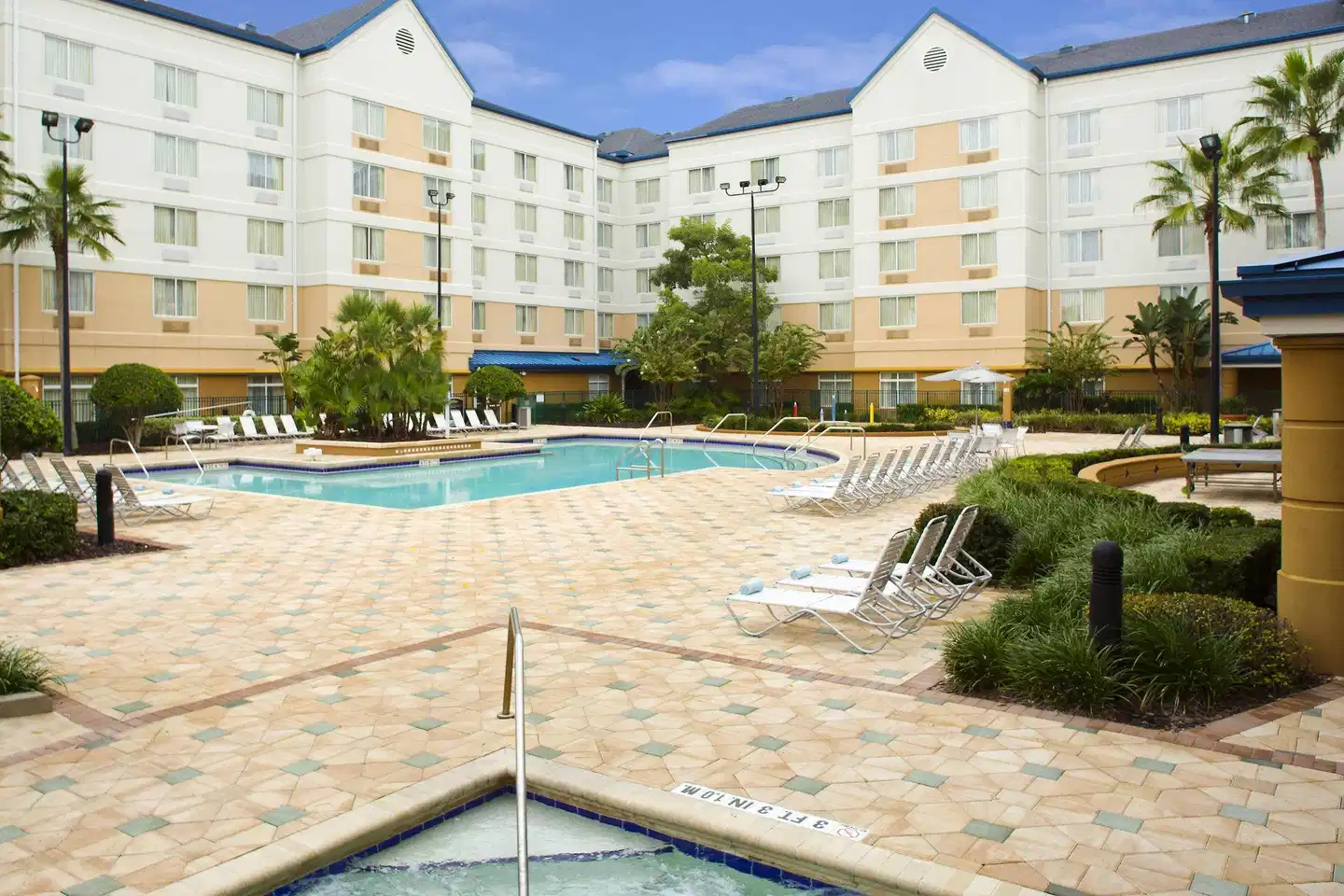 Fairf. I&S Lake Buena Vista Marriott Vill. Aussenansicht