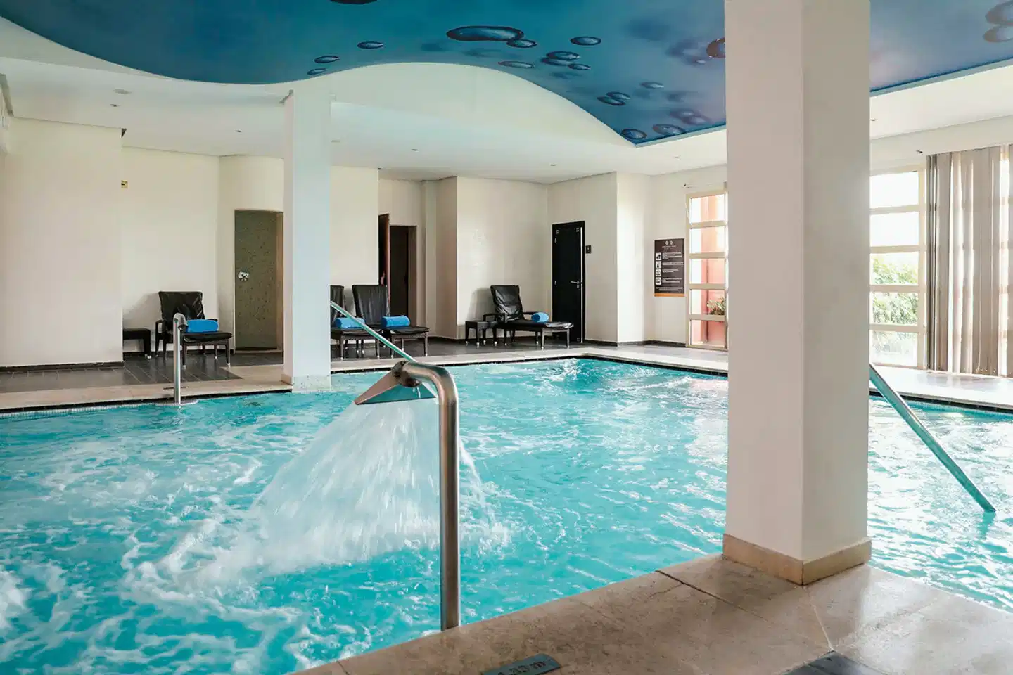 Kenzi Menara Palace INDOOR_POOL
