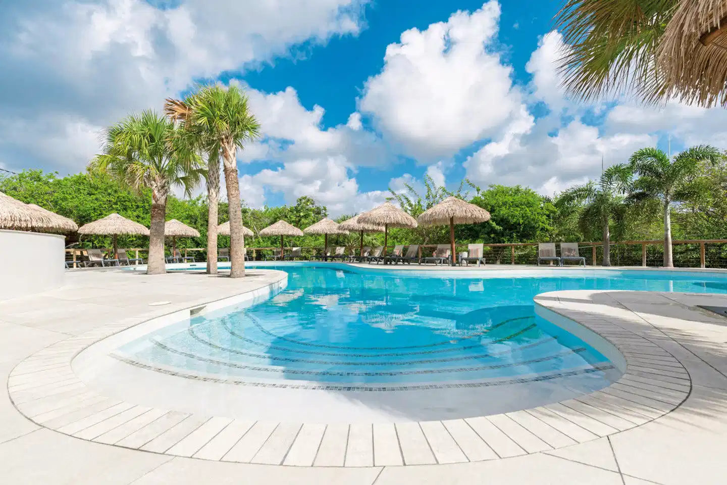 Morena Resort Pool