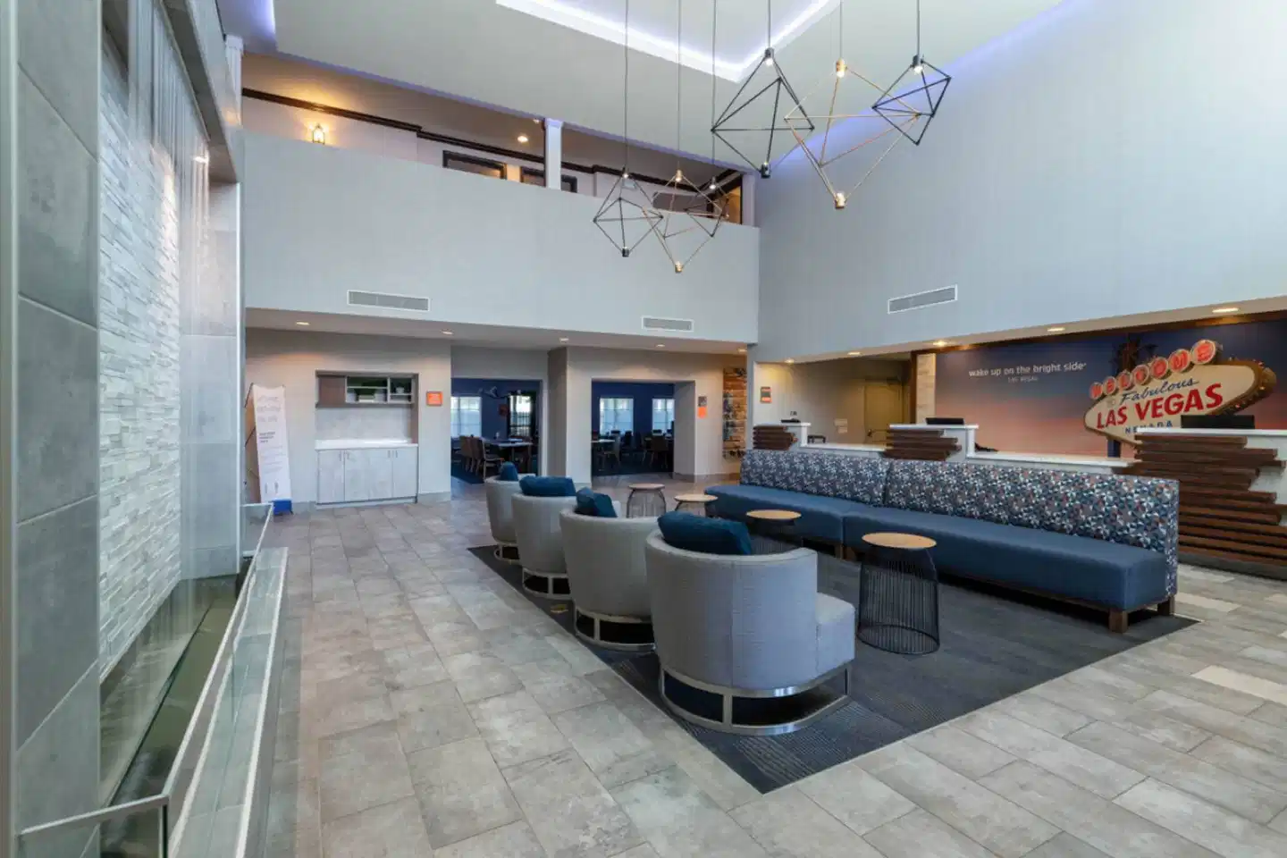 La Quinta Inn & Suites by Wyndham Las Vegas Airport South Lobby