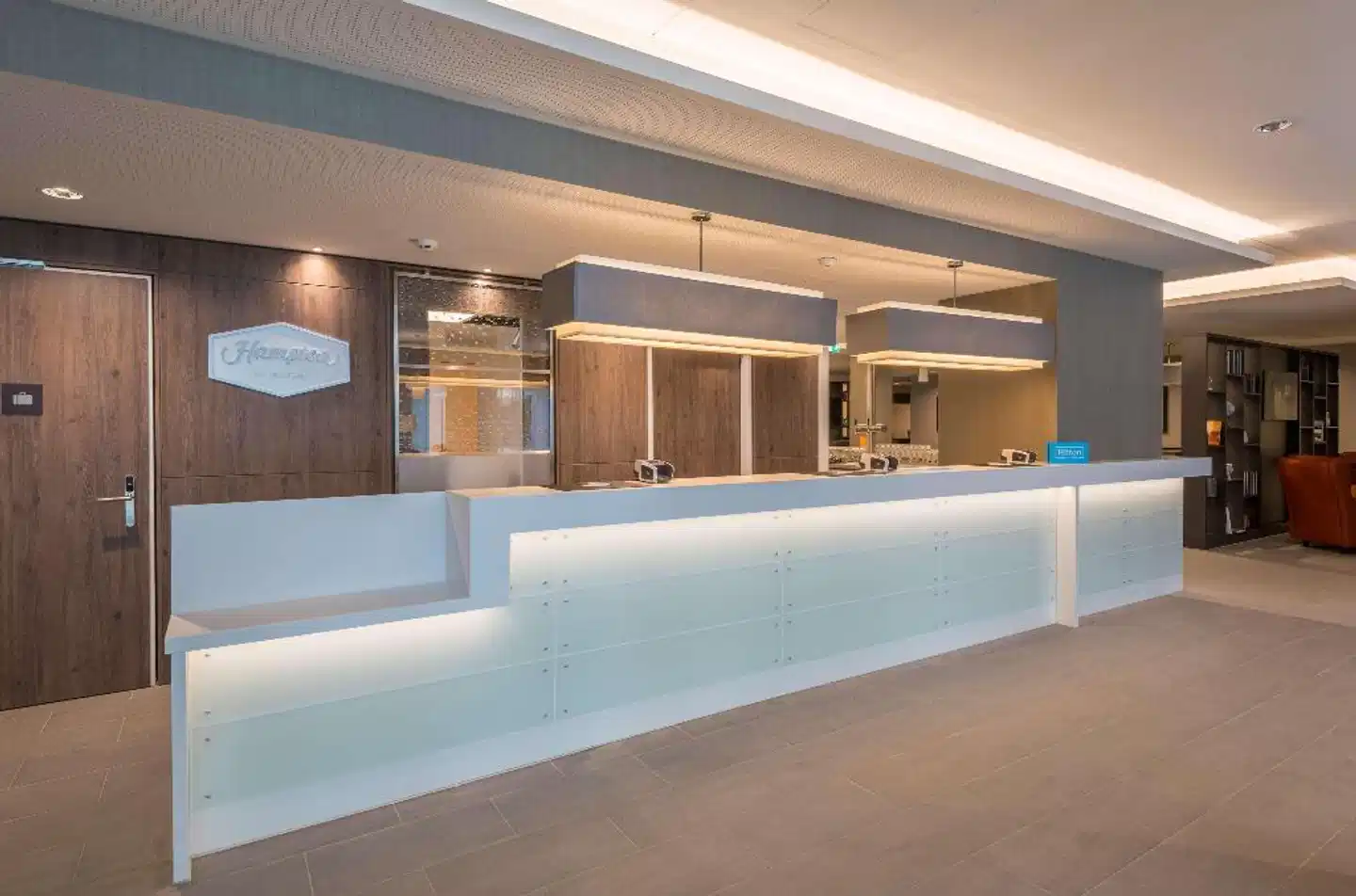 Hampton by Hilton Munich City West Lobby