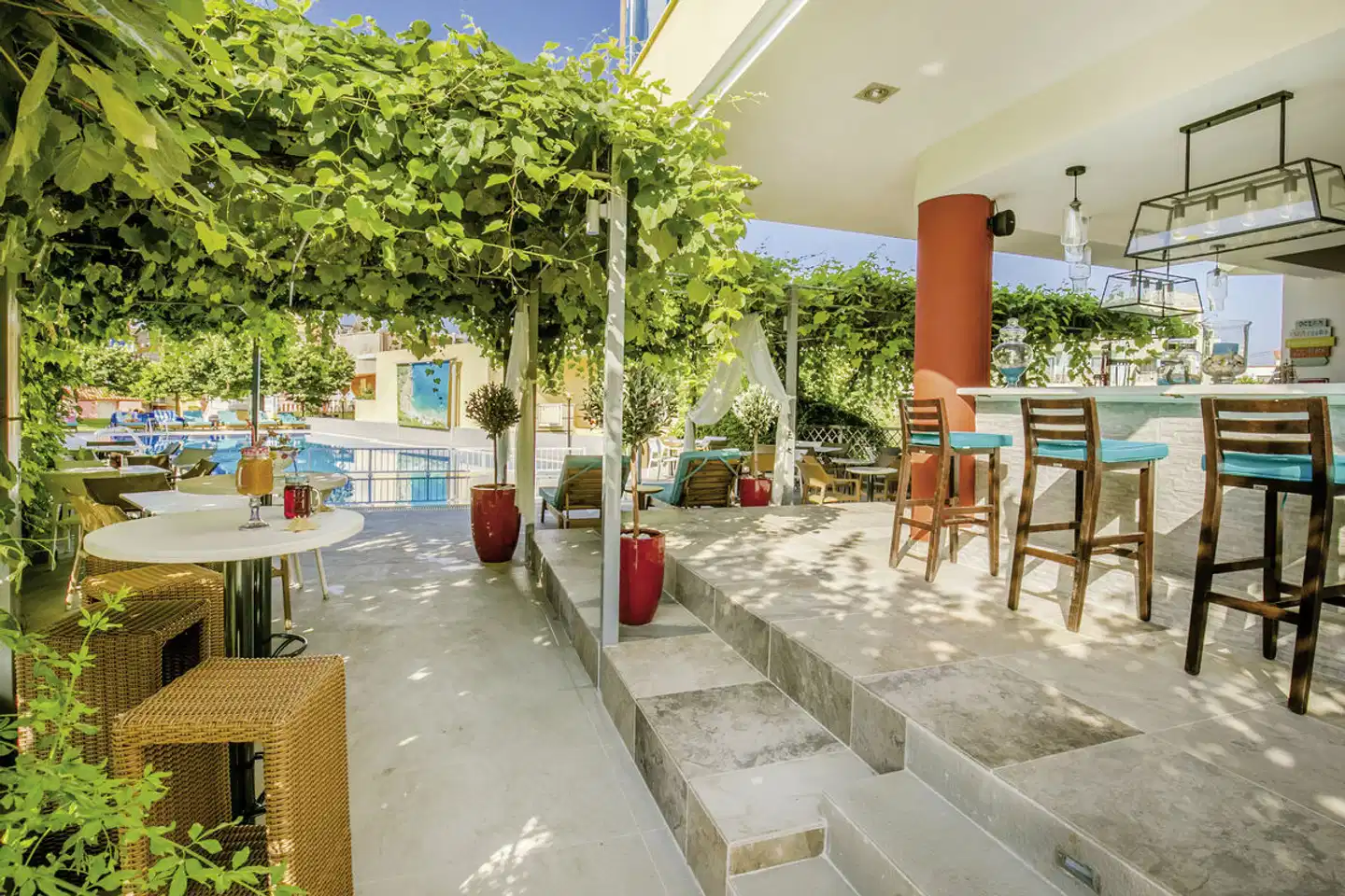 Thalassies Bar