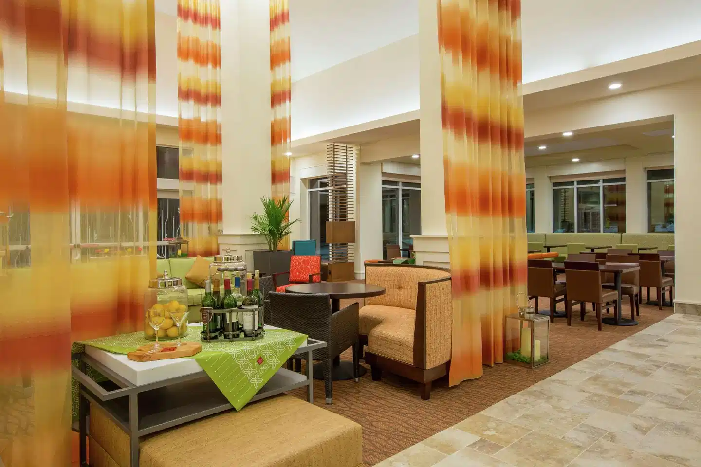 Hilton Garden Inn Olympia Lobby