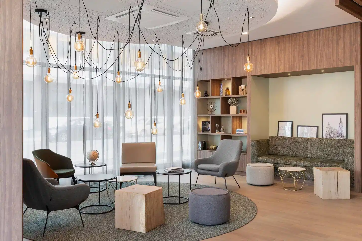 Residence Inn by Marriott Vienna City East Lobby