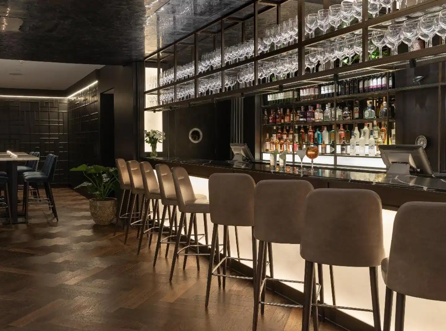 Voco Edinburgh - Haymarket Bar