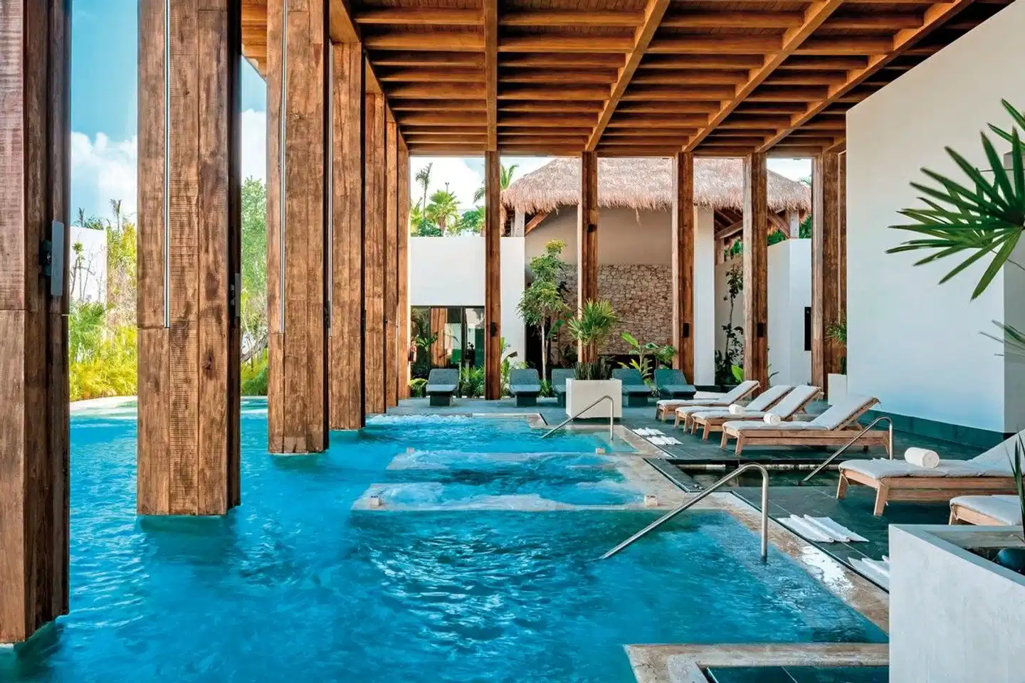 Secrets Moxché Playa del Carmen Hallenbad