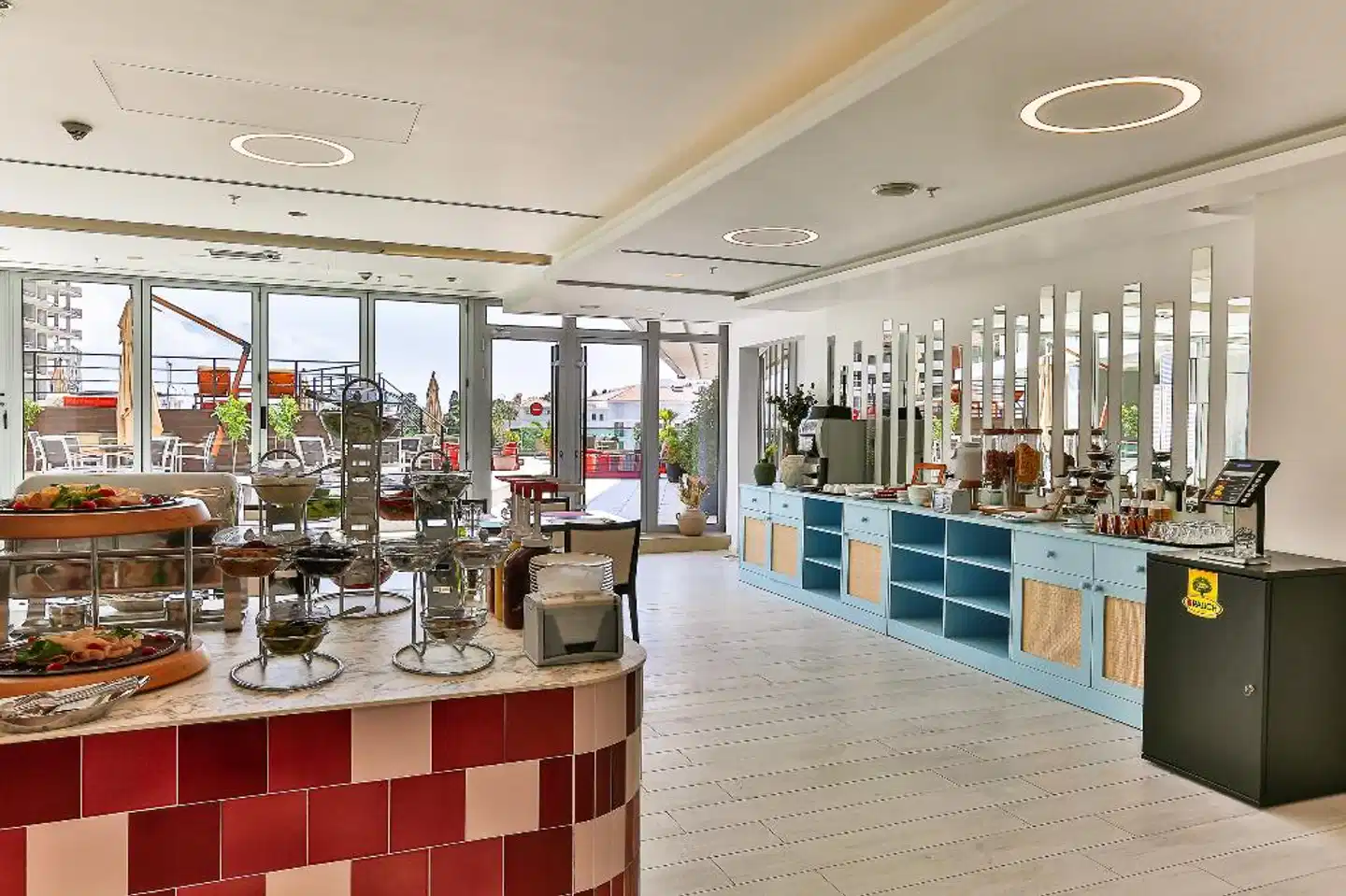 Hotel TQ Plaza Bar