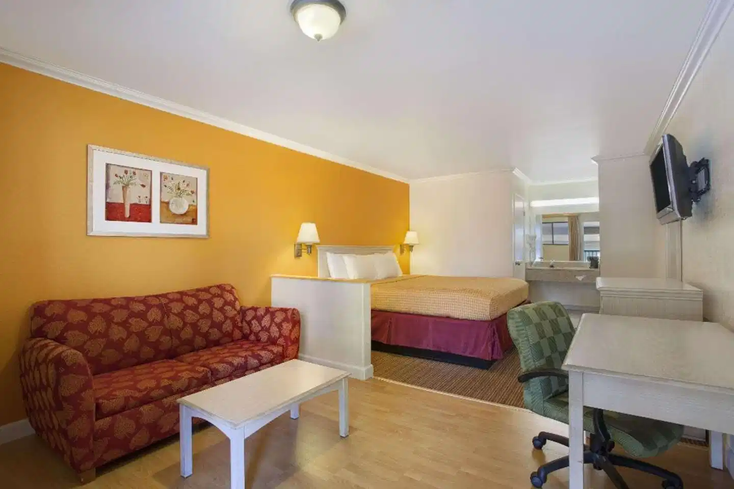 Travelodge by Wyndham Lemoore Near Naval Air Station Wohnbeispiel