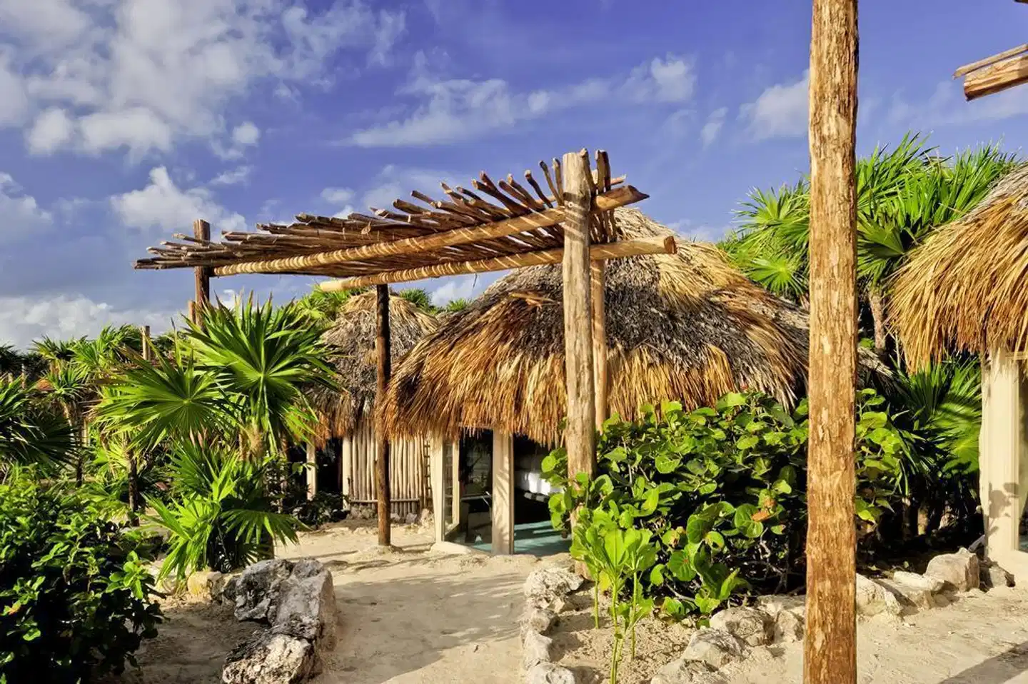 Papaya Playa Project Aussenansicht