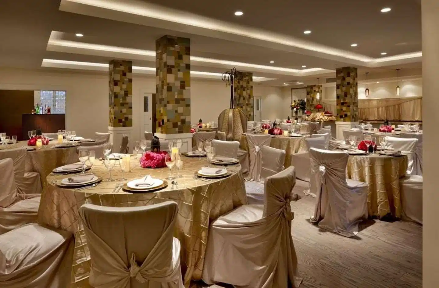 Hotel Parq Central Restaurant