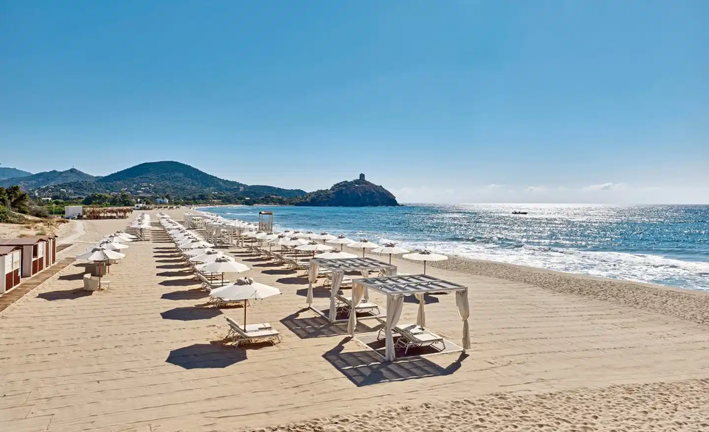 Conrad Chia Laguna Sardinia Strand