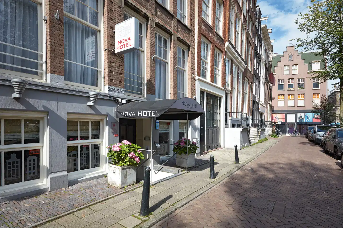 Nova Hotel Aussenansicht