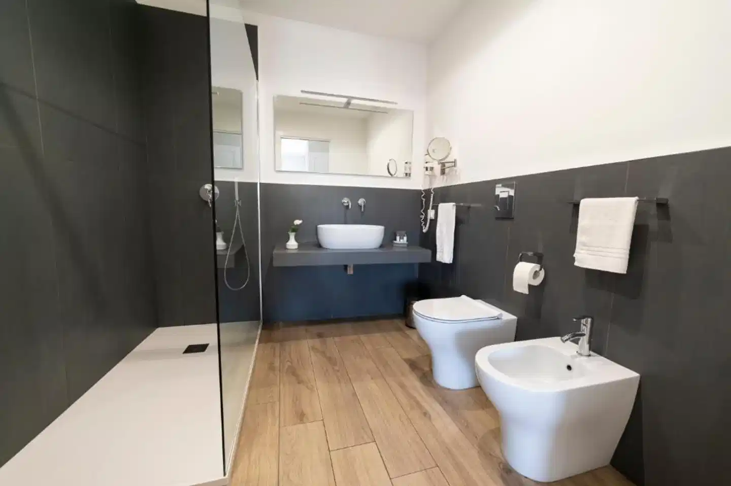 Ruggero Settimo - Room & Suite Badezimmer