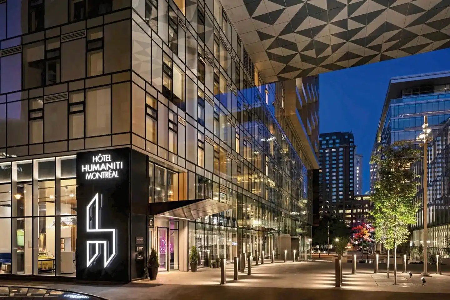 Humaniti Hotel Montreal Autograph Collection Aussenansicht
