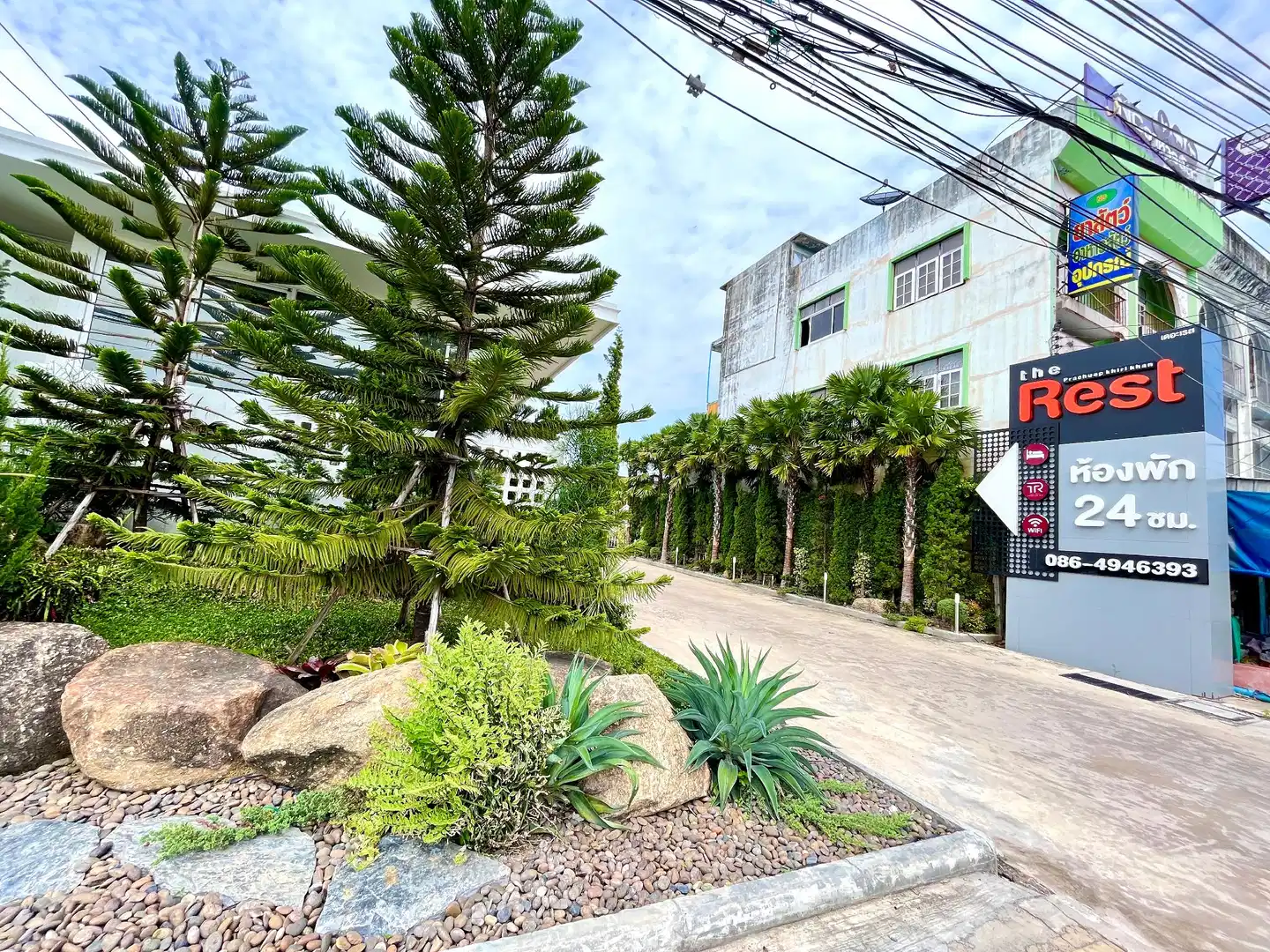 The Rest Hotel - Prachuab kriri khan Garten