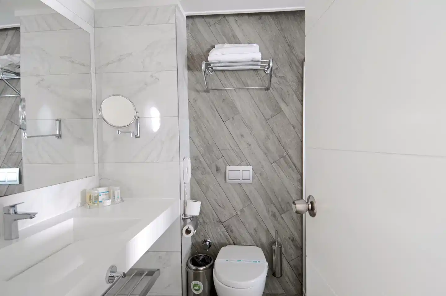 Gold Island Family Badezimmer