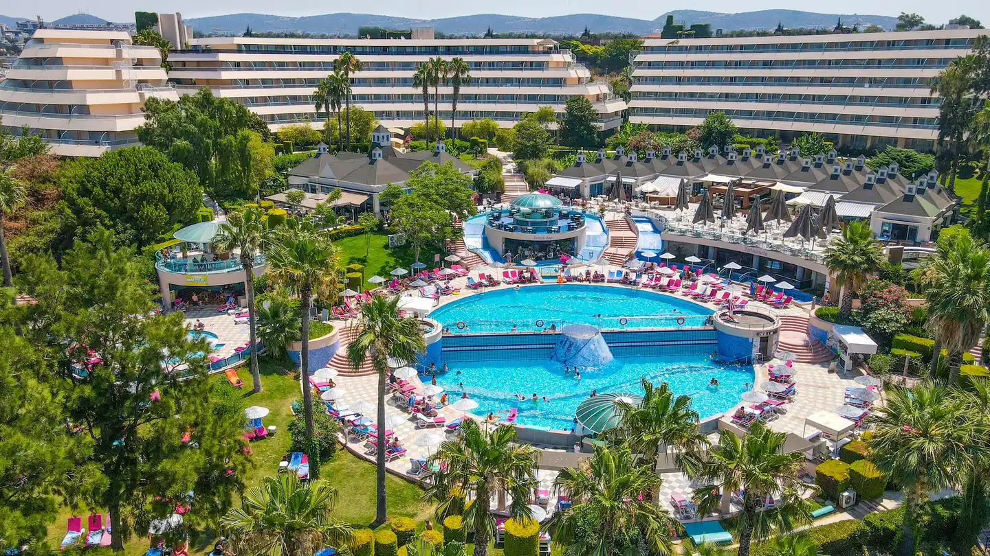 The Grand Blue Sky International Pool