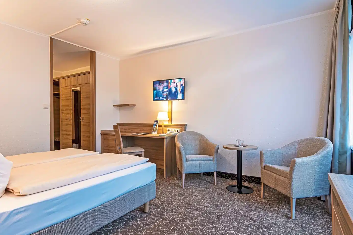 AMBER HOTEL Bavaria Bad Reichenhall Wohnbeispiel