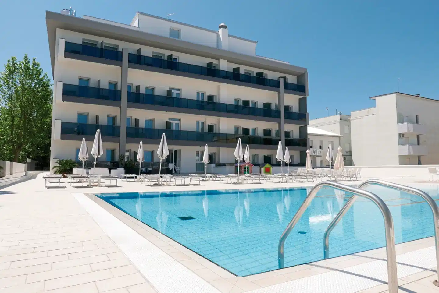 Germania Pool