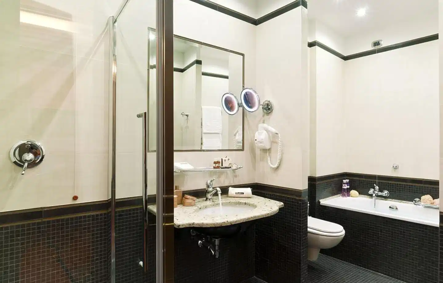 Splendid Badezimmer