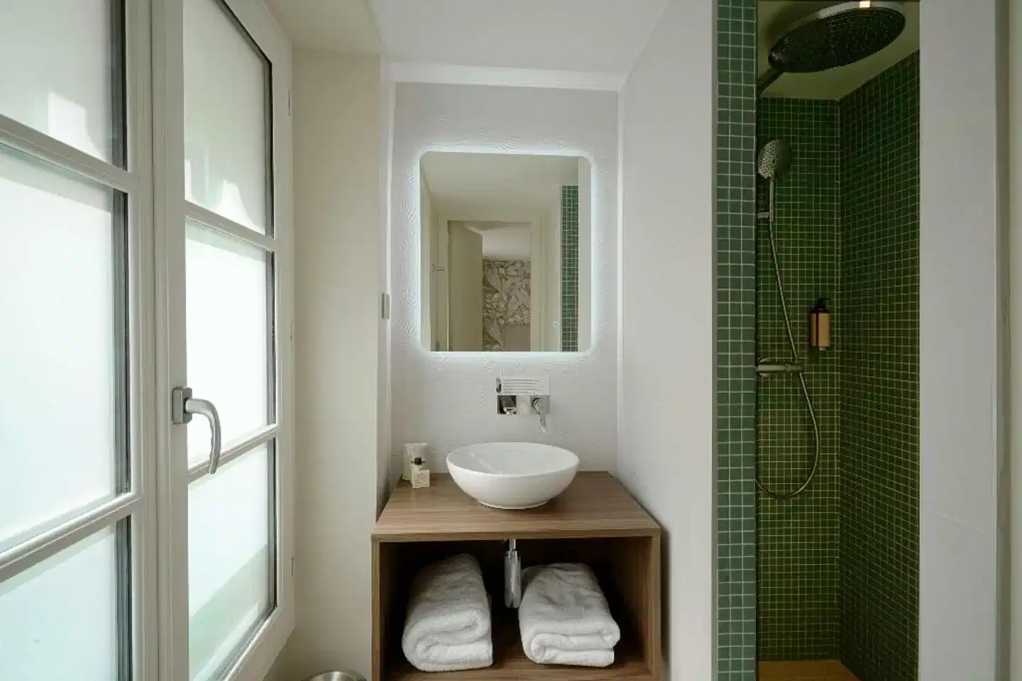 Hôtel Littéraire Arthur Rimbaud Badezimmer