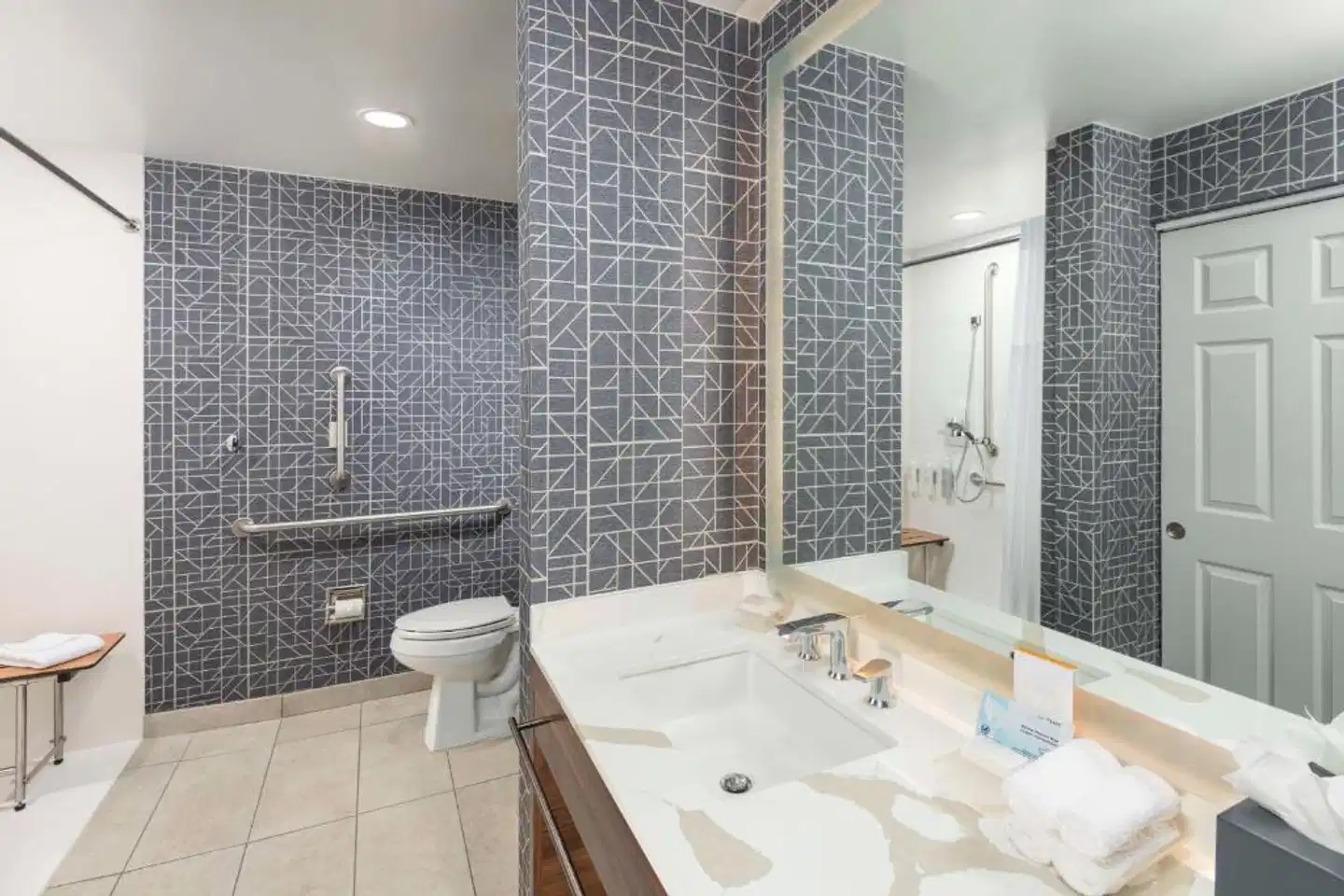 Homewood Suites by Hilton New Orleans Badezimmer