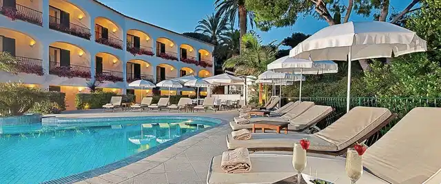Della Piccola Marina Pool