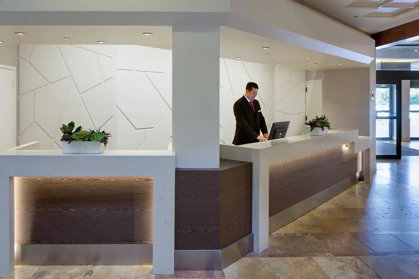 Albuquerque Marriott Pyramid North Lobby