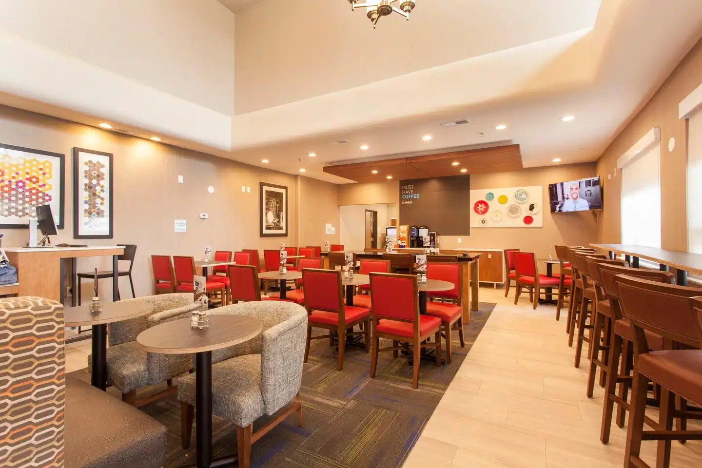 Holiday Inn Express & Suites Santa Fe Restaurant
