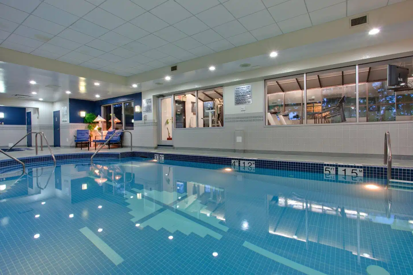 Holiday Inn Calgary Airport Hallenbad