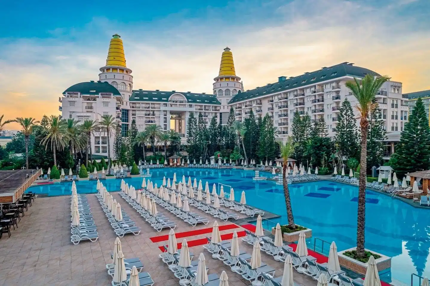 Delphin Diva Premiere Pool