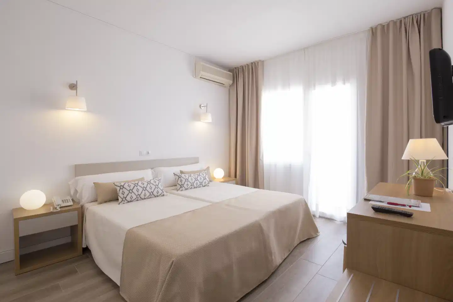 Hotel Cabot Romantic - Adults Only Wohnbeispiel