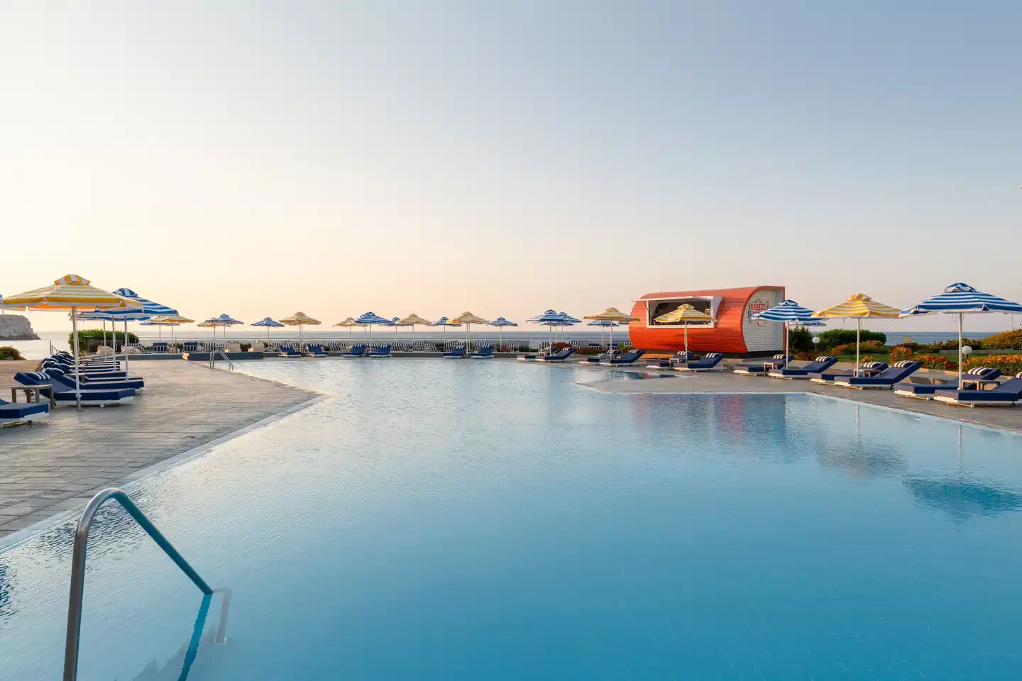 Paralos Rodos Lifestyle Pool
