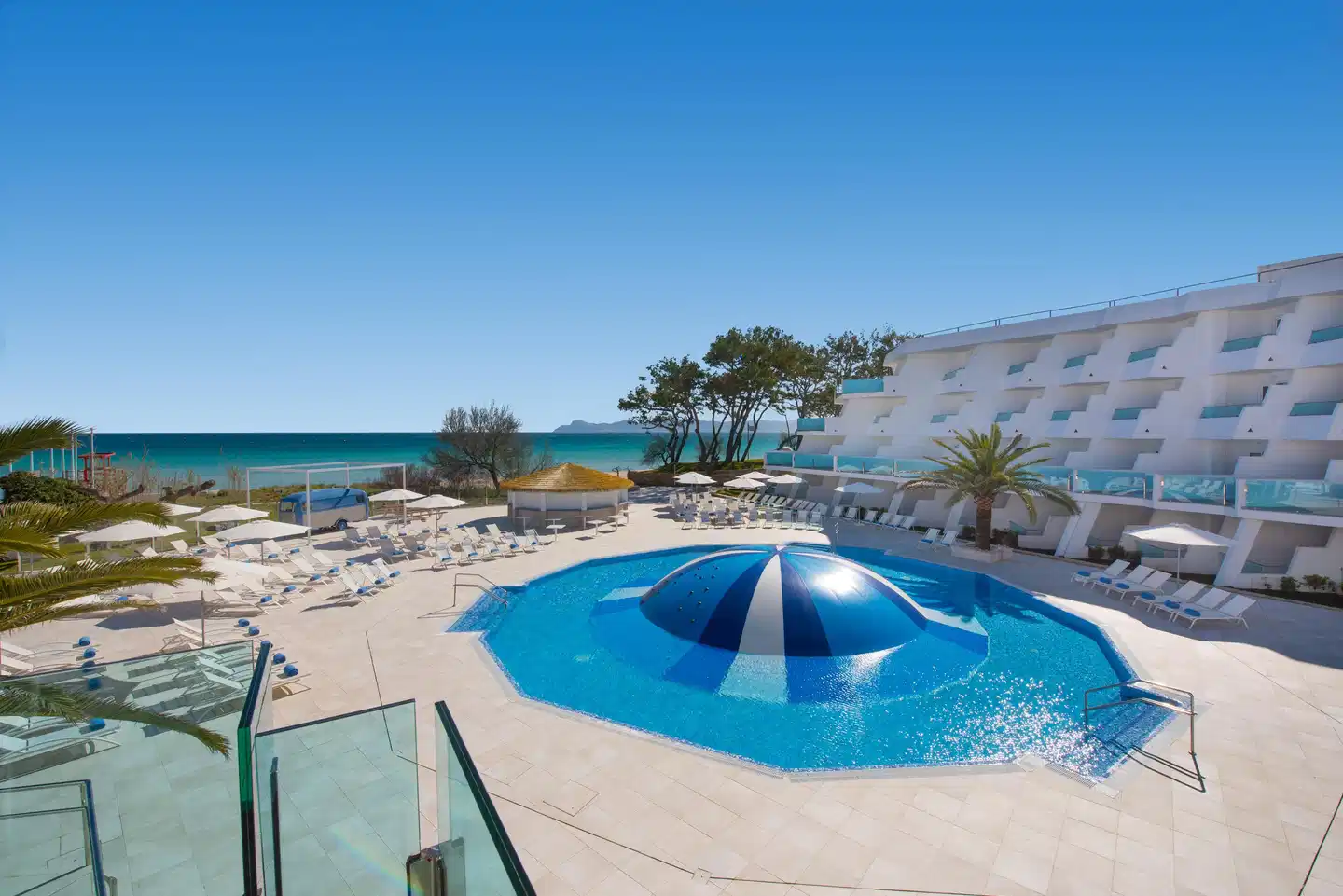 Iberostar Waves Playa de Muro Pool