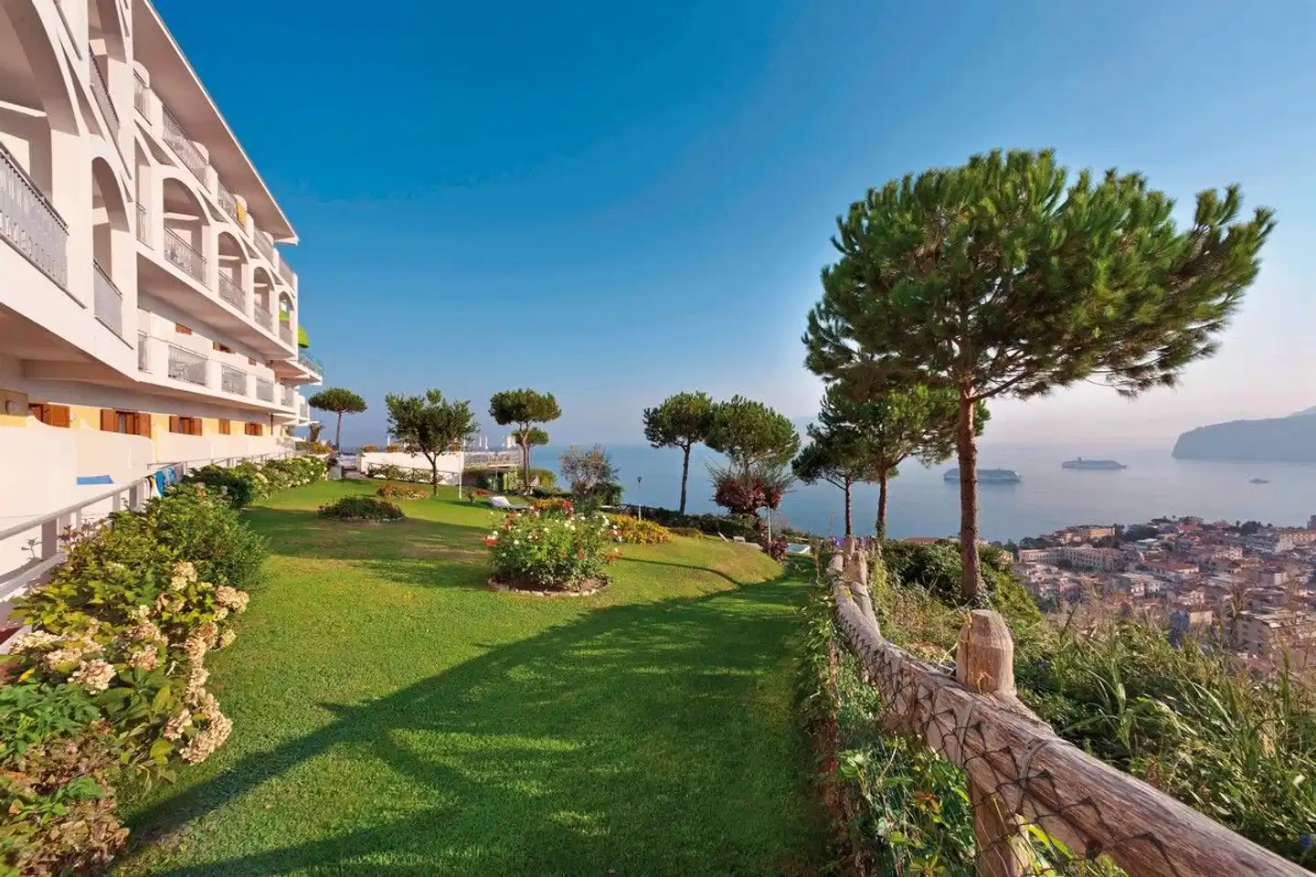 Grand Hotel President Garten