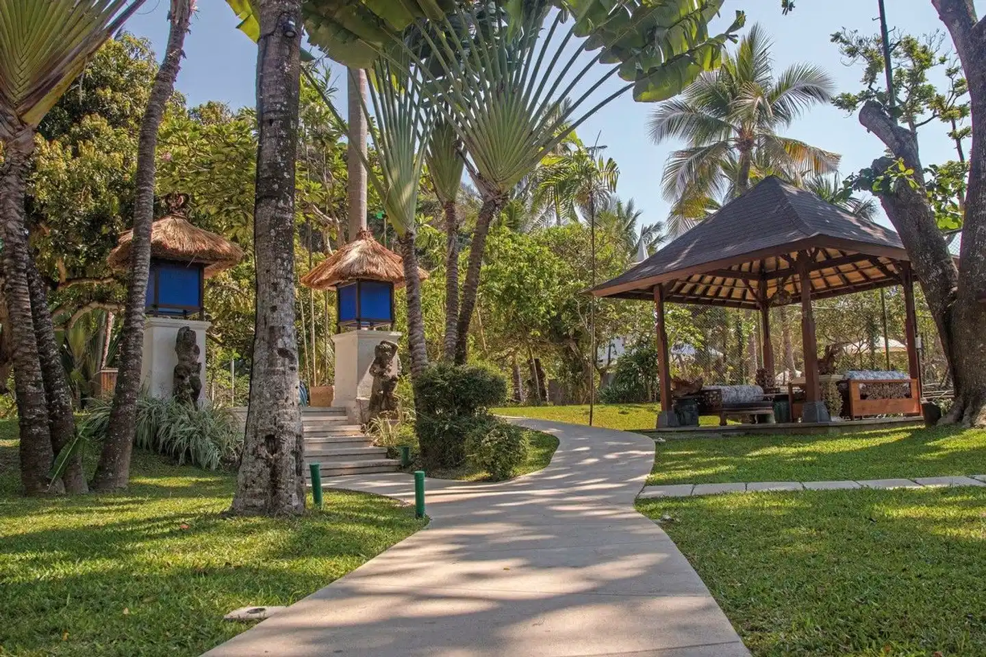 Segara Village Hotel Garten