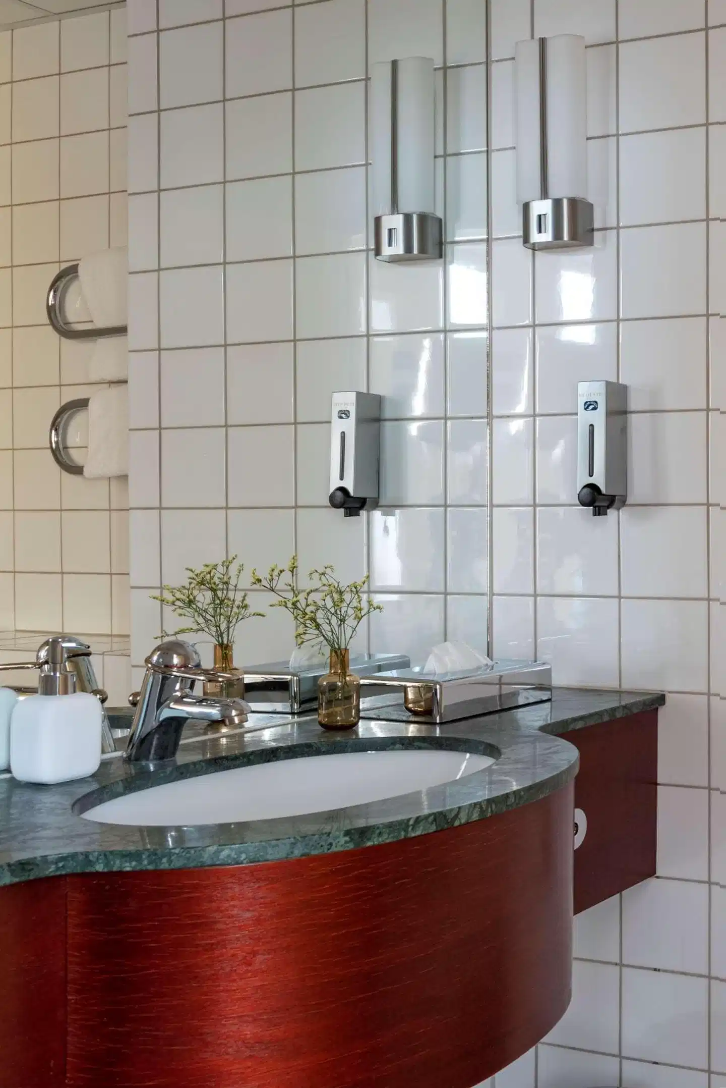 First Hotel Millennium Badezimmer